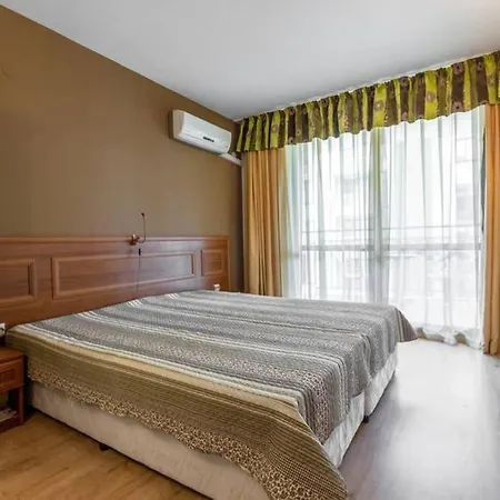 Avalon Appartament Da Lary Διαμέρισμα